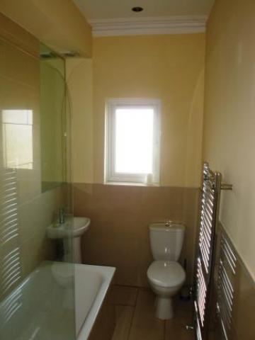 			3 Bedroom, 1 bath, 1 reception Flat			 West End Lane, WEST HAMPSTEAD